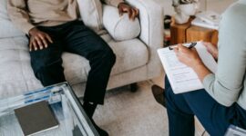 Atendimento psicológico online ou presencial: qual é melhor para você?